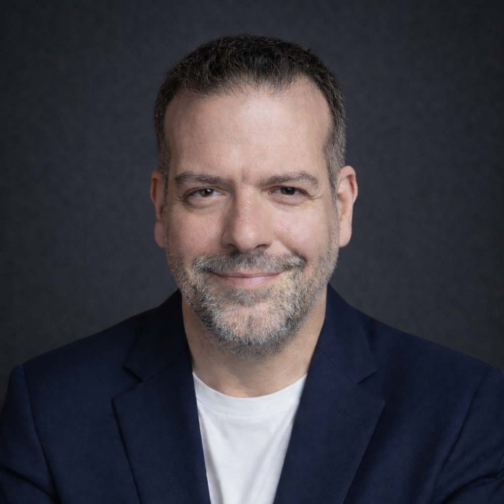 Portrait of Jean-Luc Benazet, wedding photographer